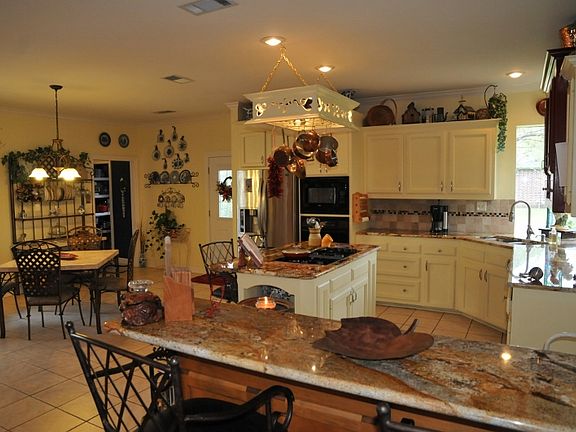 5th image of 39468 Bradbury Ln