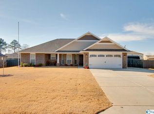 732 Piney Woods Rd, Owens Cross Roads, AL 35763