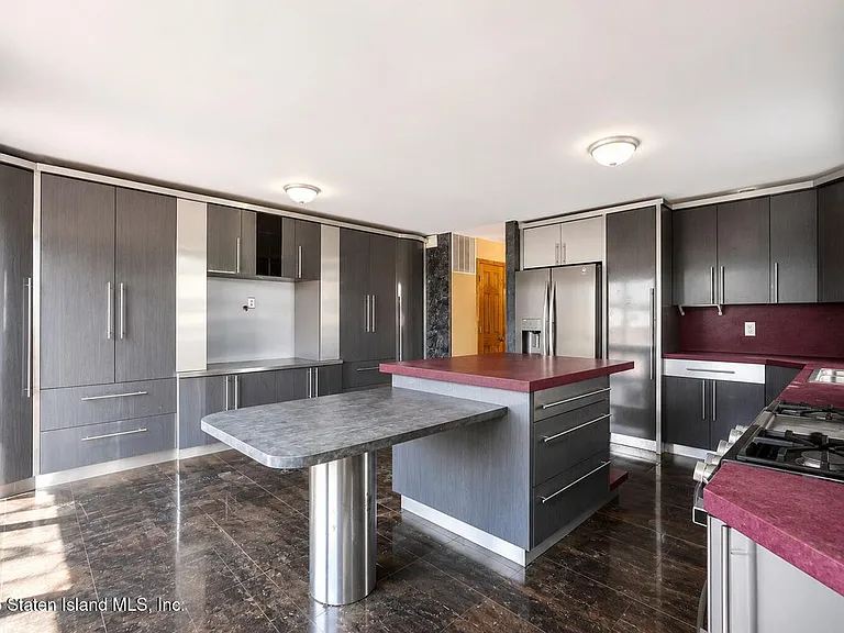 43 Cherrywood Ct — Photo 11