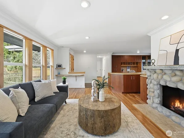 22407 87th Avenue W, Edmonds, WA 98026