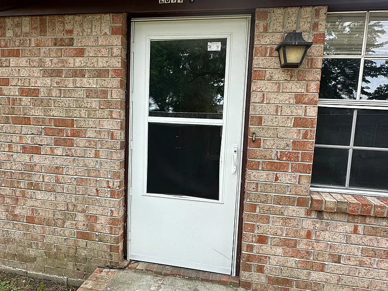 2314 Nevada Ave #B — Photo 2