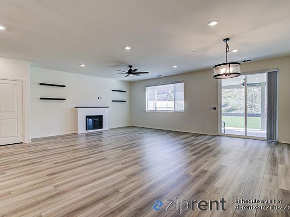 2nd image of 32147 Prairie Crossing Dr