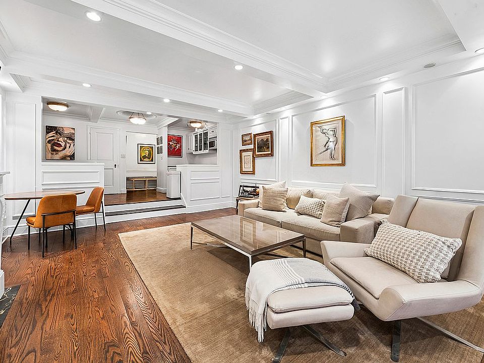 1st image of 150 Central Park S #706