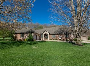 182 S James River Lndg, Nixa, MO 65714