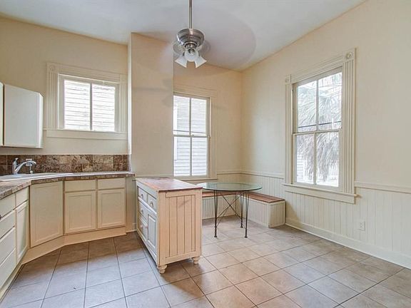 3rd image of 2814 Avenue O 1/2