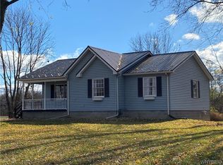 6928 Telephone Rd, Pavilion, NY 14525