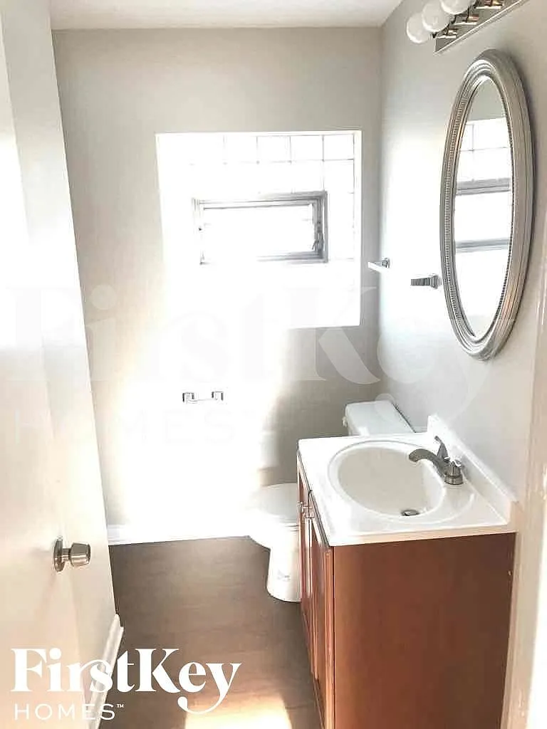4 bed, 2.0 bath, 1857 sqft, $3,060 — Photo 1
