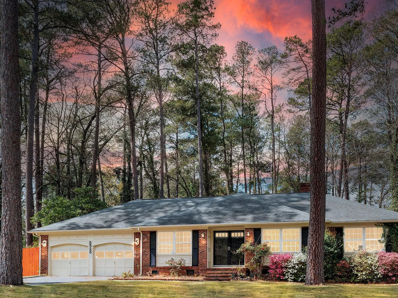 3 bed, 2075 sqft, $1,825 — Photo 1