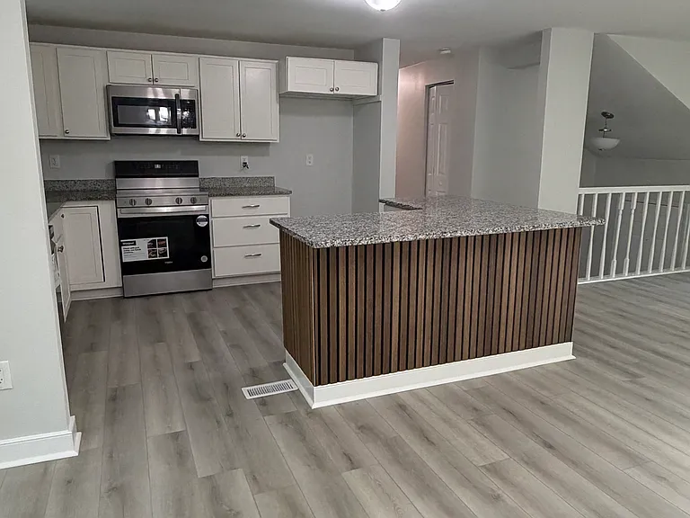 2601 Sutters Mill Ter — Photo 2