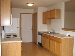 5703 N 21st St, Lincoln, NE 68521