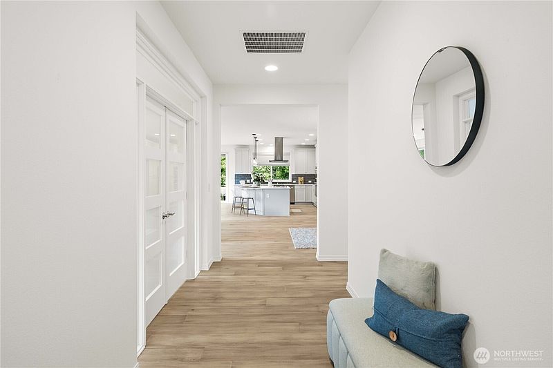 3rd image of 18915 143rd Street E