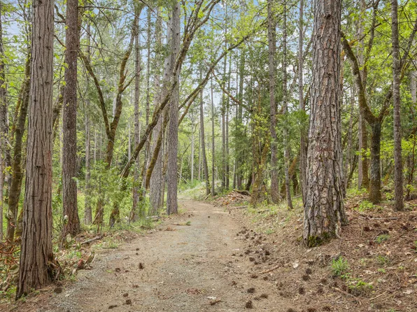 Redwood Hwy, Grants Pass, OR 97527
