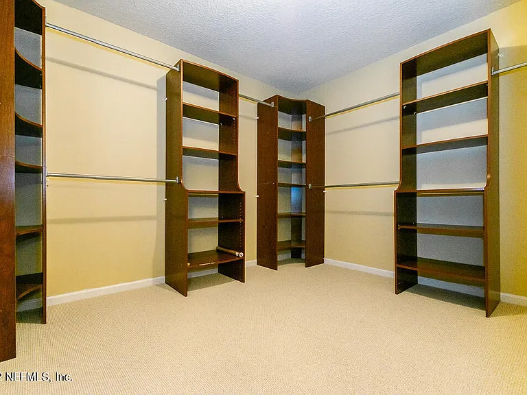 825 Marjories Way — Photo 32