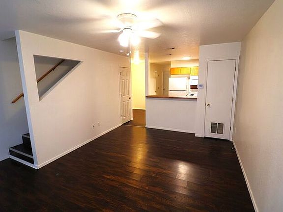 4th image of 1208 Industrial Blvd