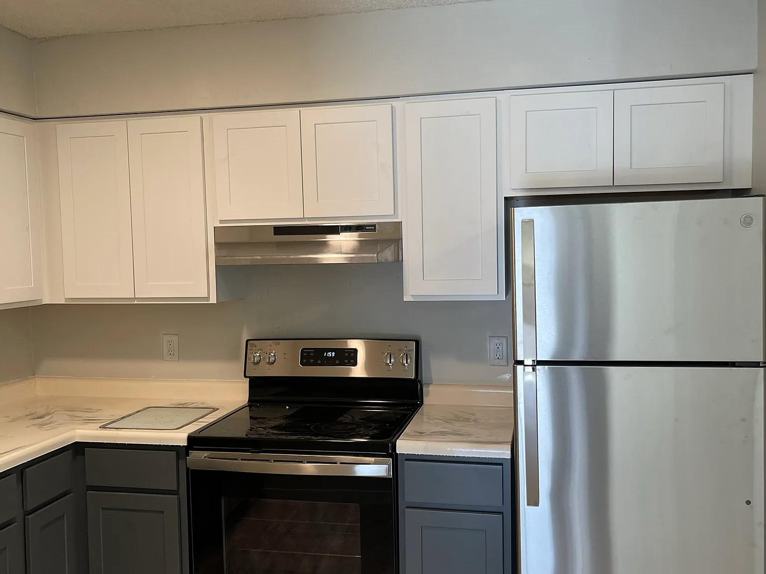3 bed, $2,125 — Photo 2
