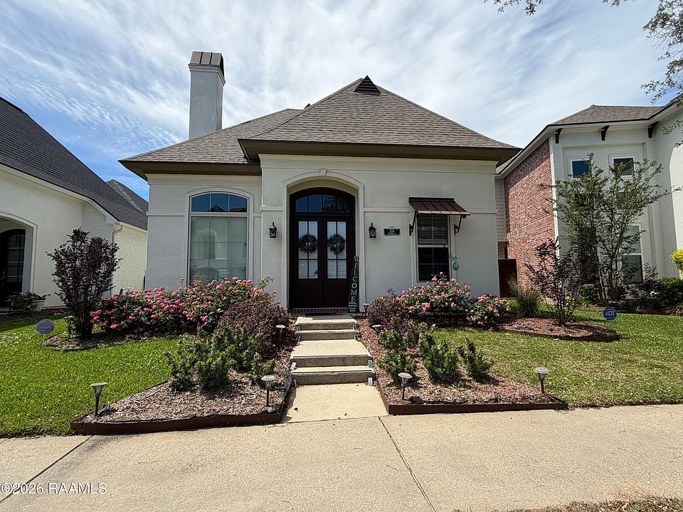 1st image of 304 Nanterre Ln