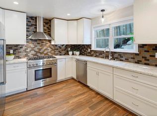 35 Longridge Rd, Orinda, CA 94563