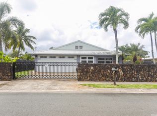 962 Alahaki St, Kailua, HI 96734