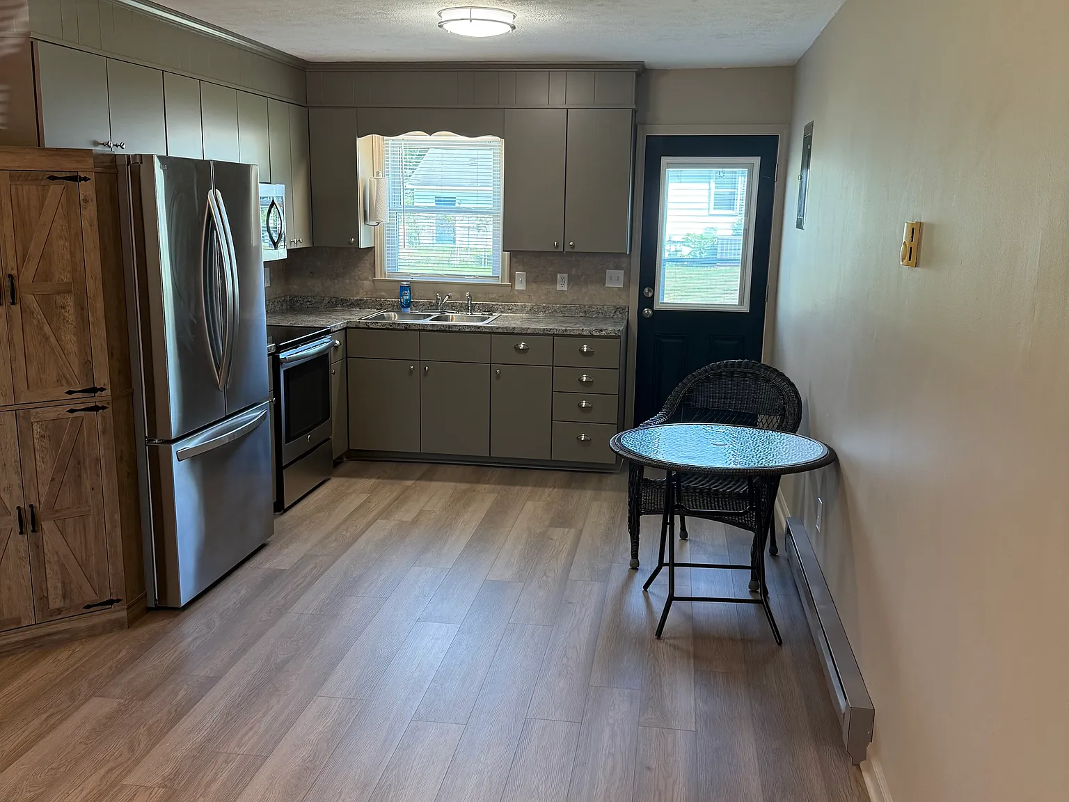 1 bed, 600 sqft, $1,050 — Photo 4