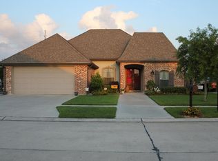 287 Lansdown Dr, Houma, LA 70360