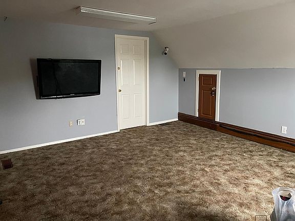 5th image of 422 E Exchange St #2