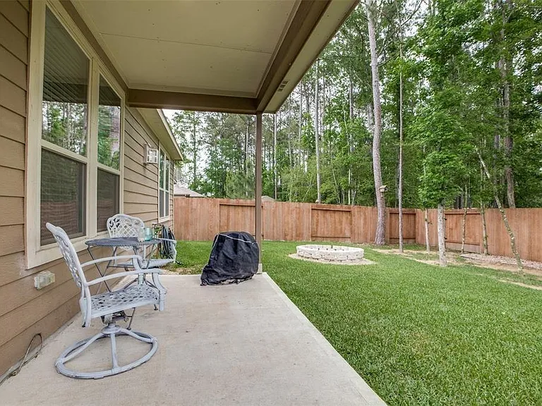 2151 Lost Timbers Dr — Photo 21