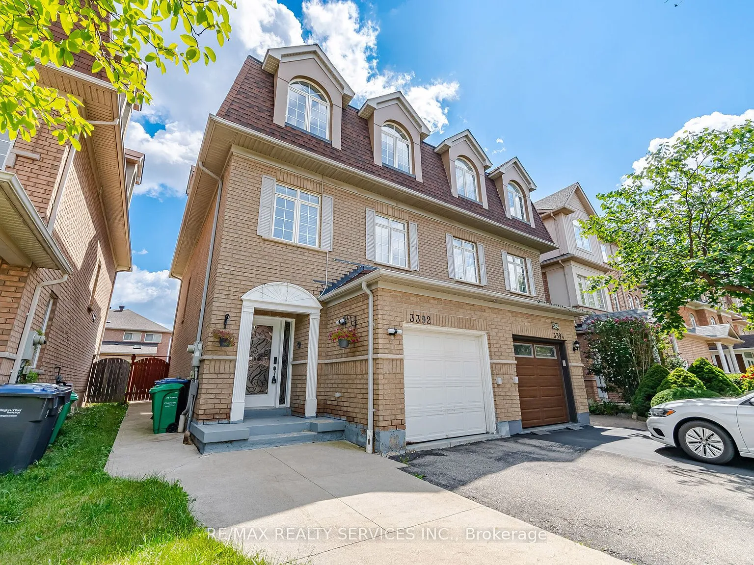 4 bed, $3,800 — Photo 2