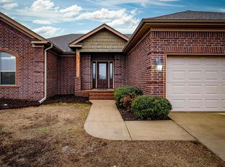 203 Creek View Dr, Austin, AR 72007