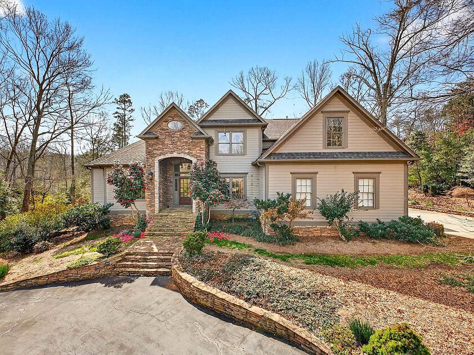 1st image of 42 Bateswood Dr