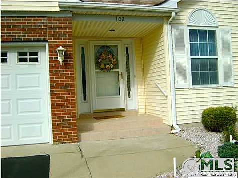 2nd image of 102 Portsmouth Dr