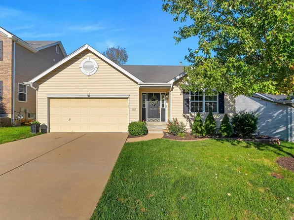 1017 Maywood Dr, Eureka, MO 63025