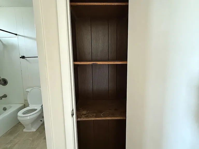 708 N Lincoln St — Photo 12
