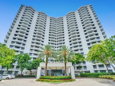 3300 NE 191st St #1204, Aventura, FL, 33180