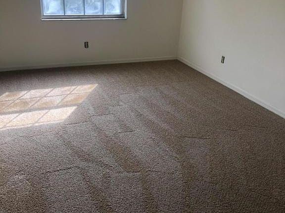 3rd image of 3079 Sir Hamilton Cir