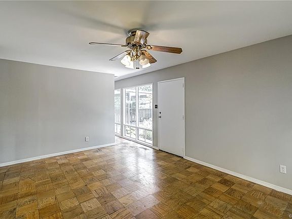 5th image of 8239 Ben Nevis Dr