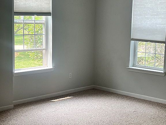 2nd image of 841 E Summerfield Glen Cir Unit 19