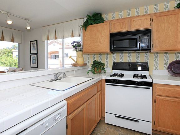 2nd image of 18036 Annes Cir Unit 205