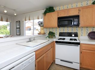 18045 Grace Ln UNIT 205, Canyon Country, CA 91387