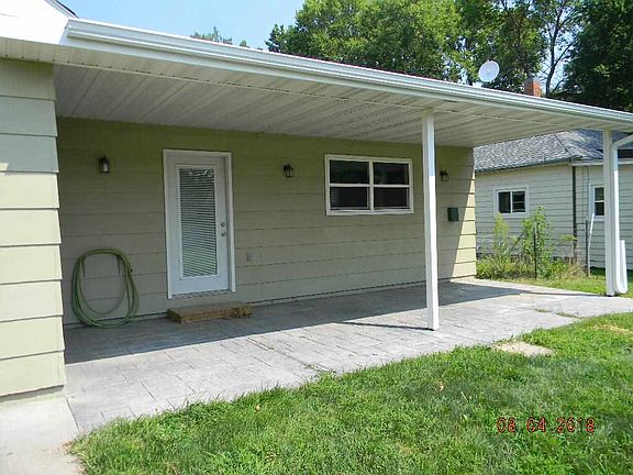 4th image of 232 Paxton Ave