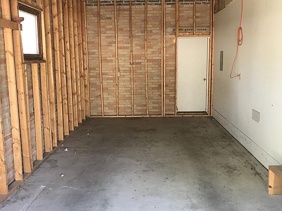 Single Car Attached Garage