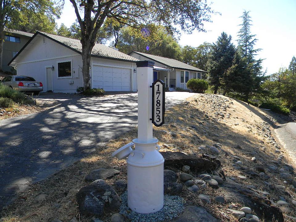 1st image of 17853 Huckleberry Dr