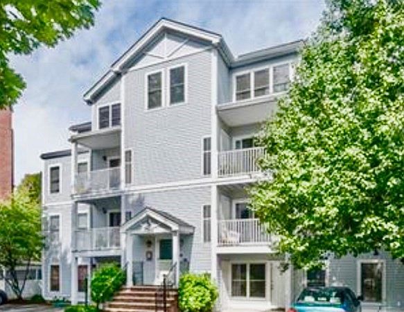 2nd image of 20 Cameron St APT 102