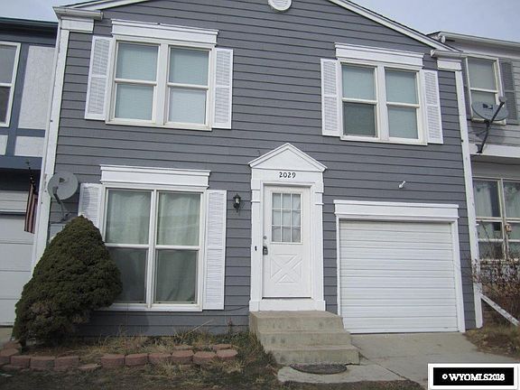 2nd image of 2029 Kennedy Ave