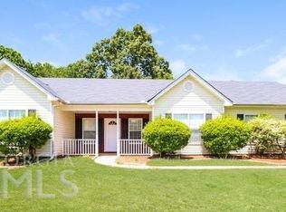 301 Greenleaf Ct, Loganville, GA 30052