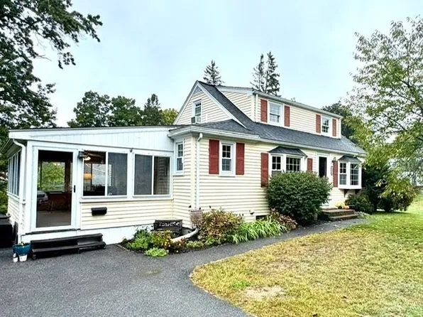 158 Rowayne Park, Bridgewater, MA 02324