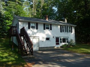27 Deer St, Tilton, NH 03276