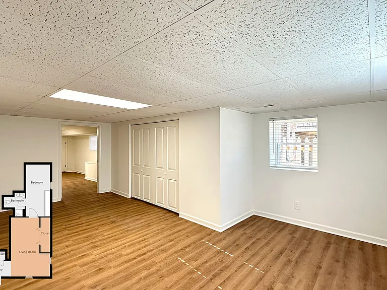 1093 Columbiana Rd — Photo 4
