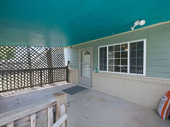 3rd image of 113 S Sunnyside Rd