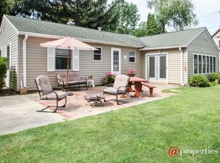 8930 390th Ct, Genoa City, WI 53128