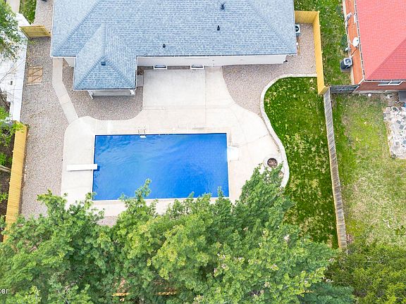 2nd image of 4203 Cottagehill Rd